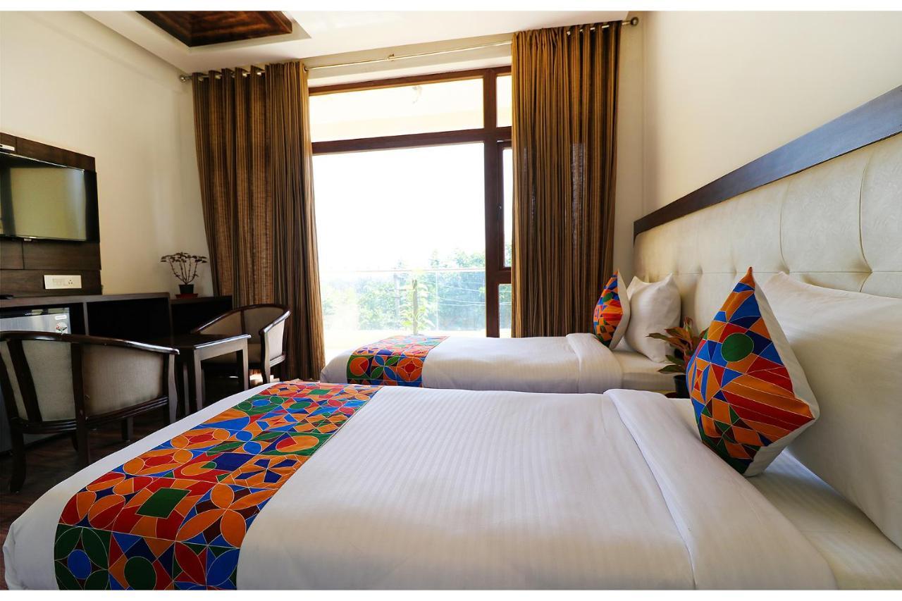 Fabhotel Oyster Villa Ґурґаон Екстер'єр фото
